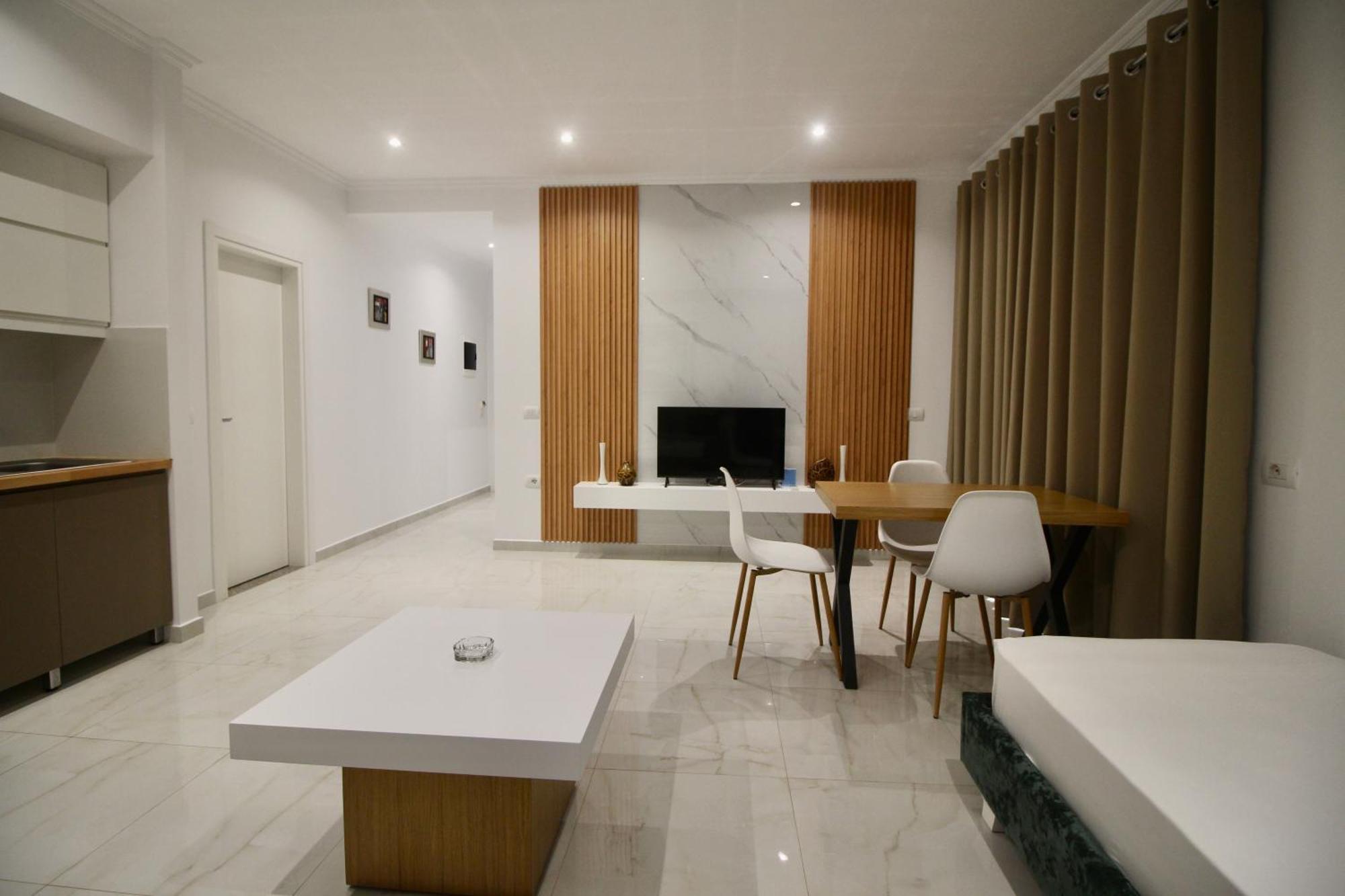 Sela Apartments ซารานเดอ ภายนอก รูปภาพ